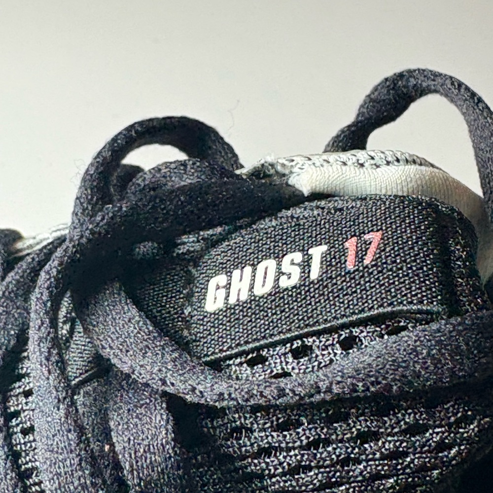 Brand New In Box Womens Brooks Ghost 17 Size 5 Wide. Off White, Rose Gold, Black - Picture 6 of 15